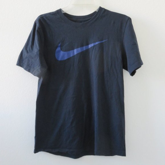Nike Other - Nike tee Shirt Size M
